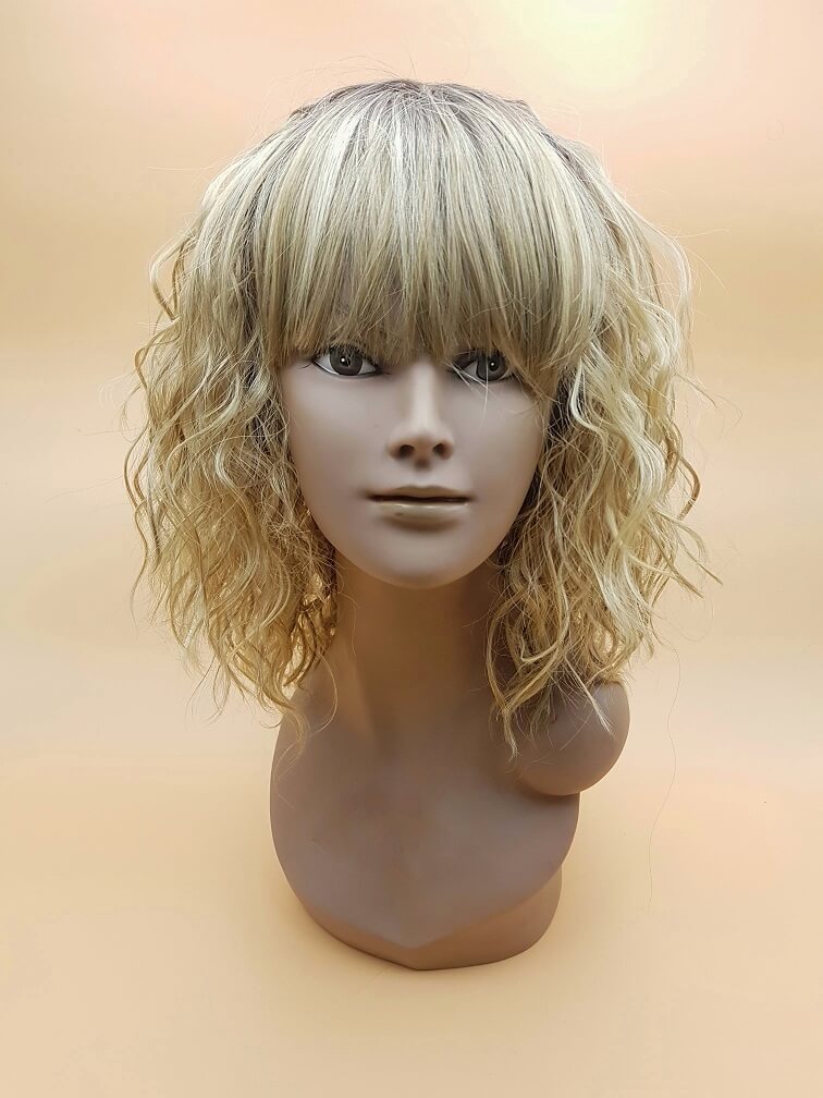 Yanela - Synthetic Hair Wig image cap